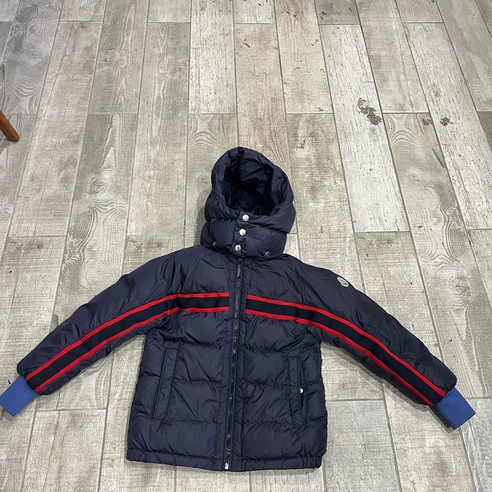 Moncler down jacket size 10| 140cm
